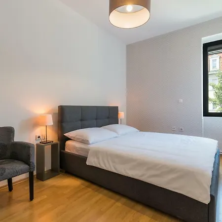 Apartment Prule